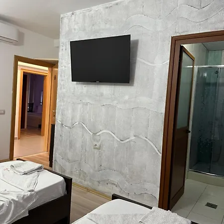 Bar Restaurant Real Bajram Curri