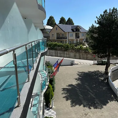 Hotel Bar Restaurant Real