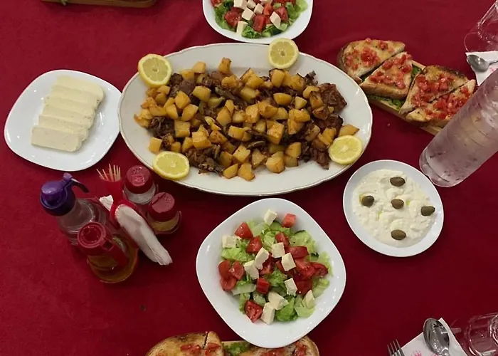 Bar Restaurant Real Hotel Bajram Curri