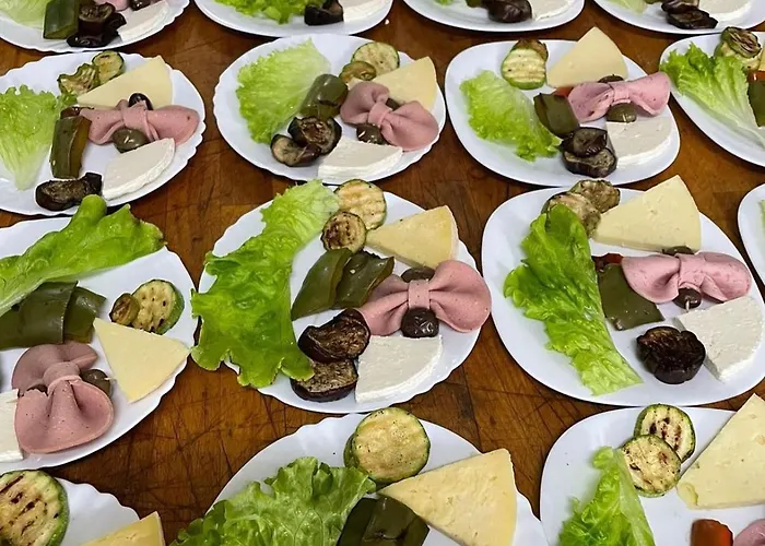 Bar Restaurant Real Bajram Curri