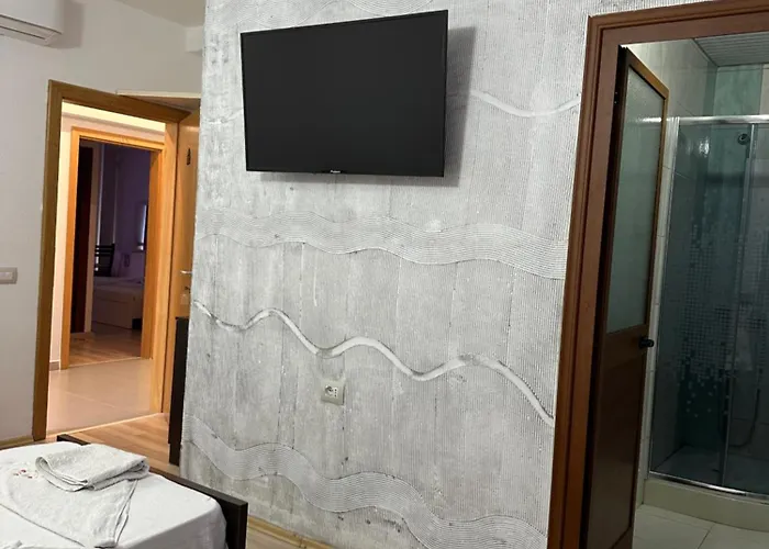 Bar Restaurant Real Bajram Curri