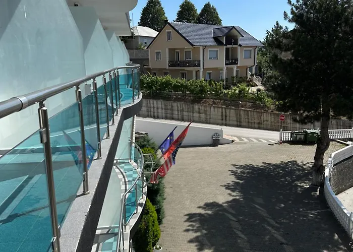 Hotel Bar Restaurant Real