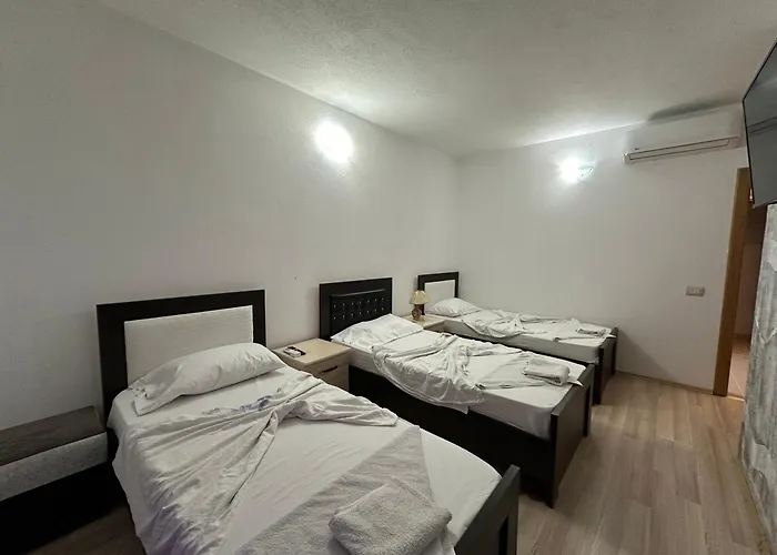 Bar Restaurant Real * Bajram Curri