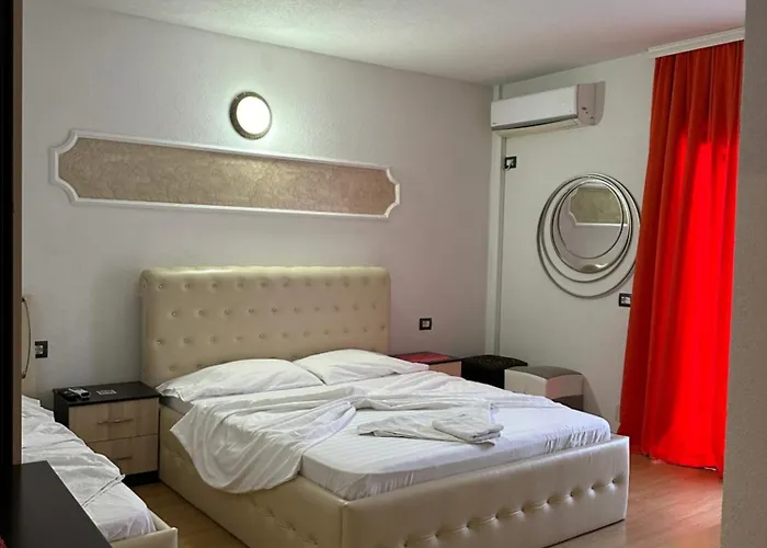 Bar Restaurant Real Hotel *